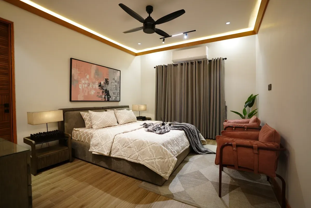 Sunrise Retreat Bed